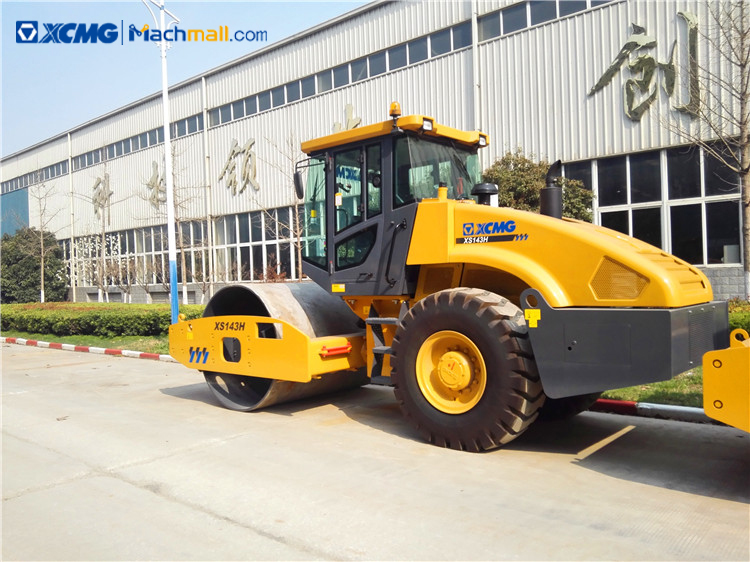 XCMG 14 ton Single Drum Vibratory Road Roller XS143H price