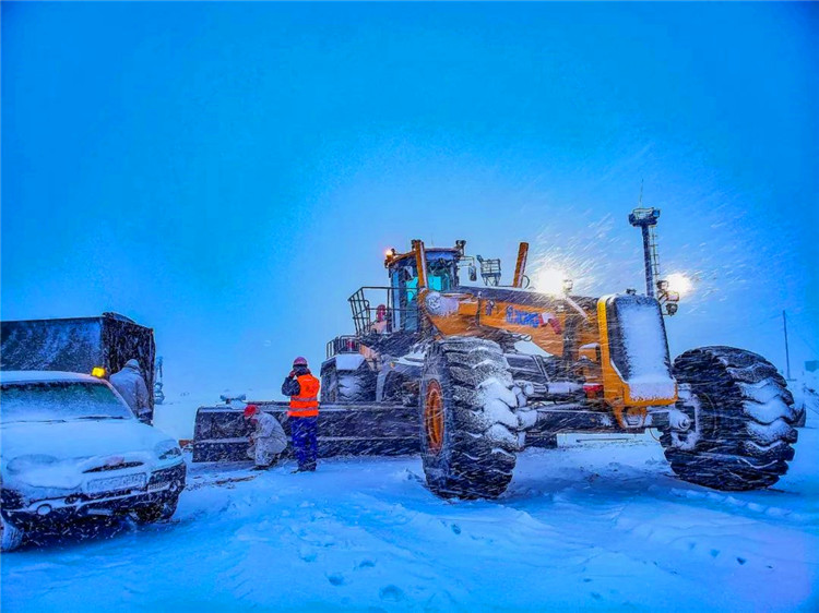 XCMG 339KW 550HP motor grader GR5505 mining grader for sale