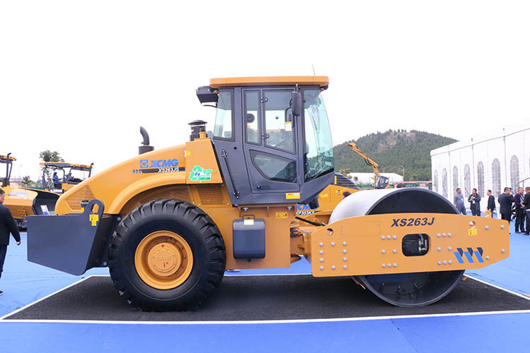 XCMG official  26 ton single drum vibratory road roller XS263J price