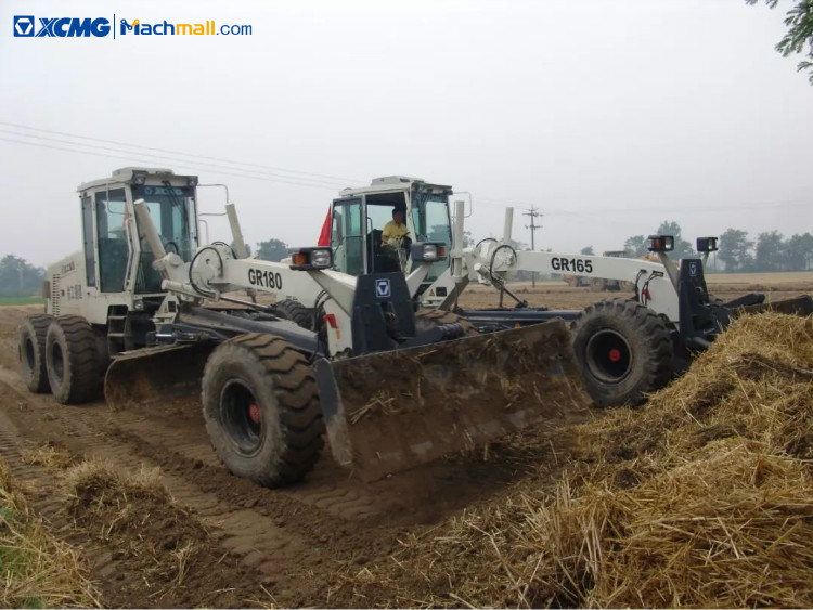 XCMG road equipment 165hp motor grader with Cummins Engine GR165 for sale