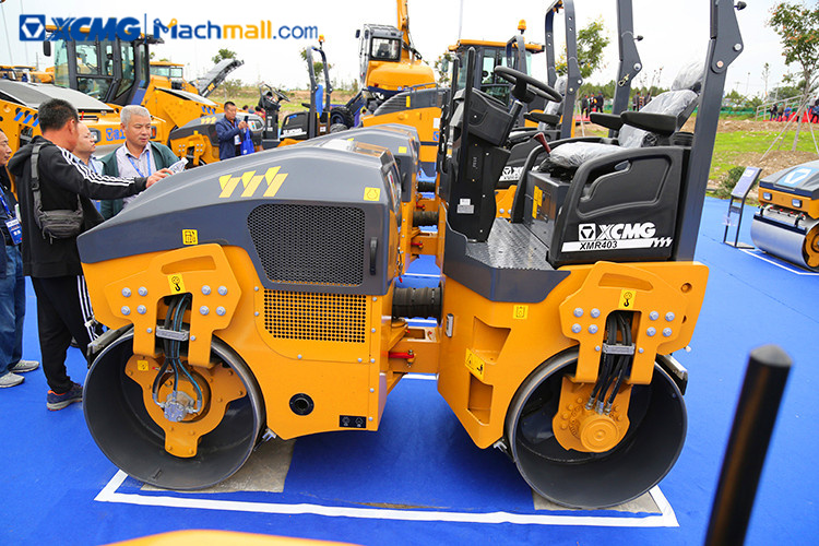 XCMG official 4 ton small road roller XMR403 for sale