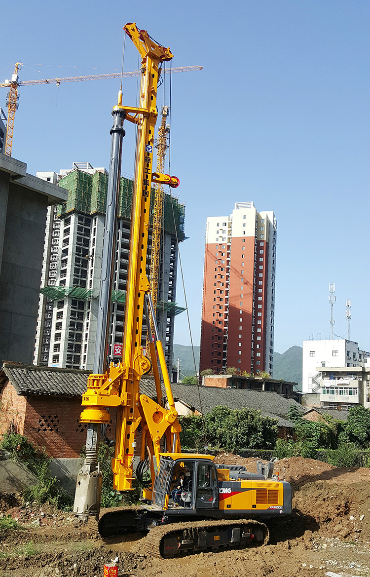 XCMG XR180DII 180kn 46m hydraulic pile rig Rotary Drilling Rig for sale