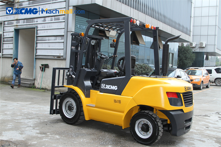 XCMG factory new diesel forklift 8 Ton FD80T for sale