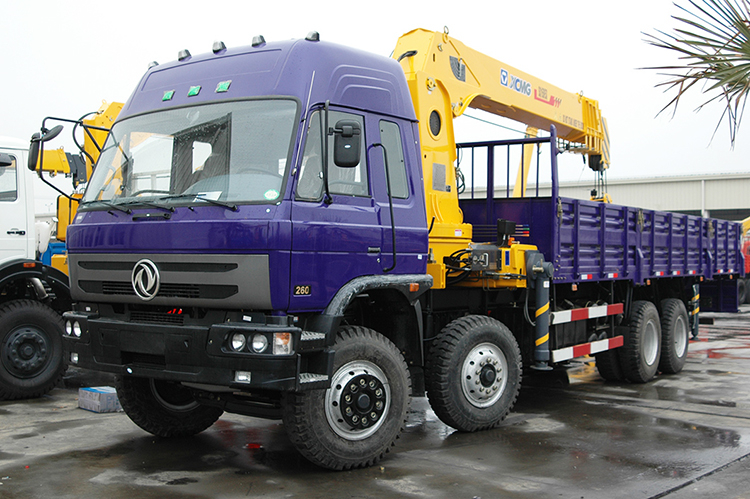 XCMG Factory 8 T Hydraulic Truck Mounted Pickup Crane SQ8SK3Q with Sinotruk Chassis for Sale