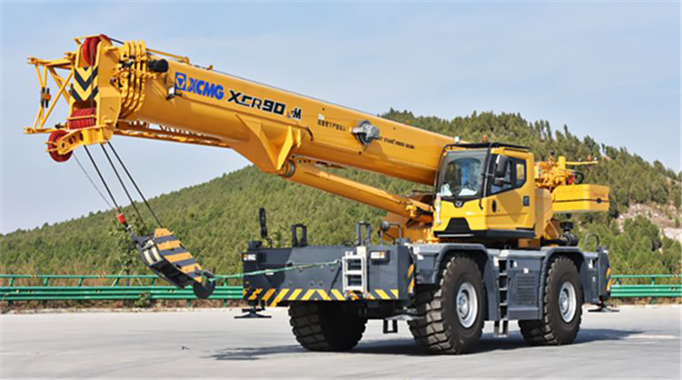 XCMG 90 ton hydraulic rough terrain cranes XCR90_M for sale