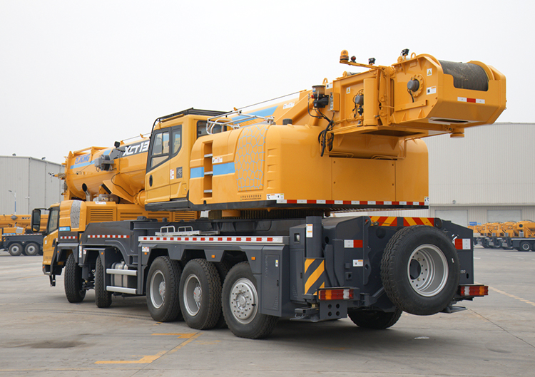 XCMG official 130 tons telescopic truck cranes XCT130 price