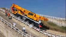 XCMG Official 60ton All Terrain Crane XCA60_E (Euro stage IV) for sale