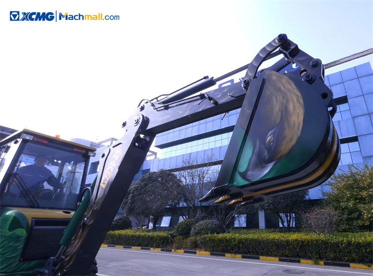 XCMG Backhoe Loader with Customized Chinese Style Paint price