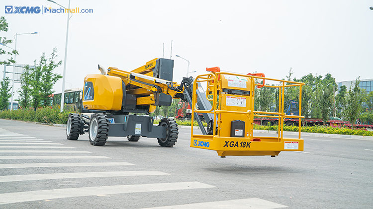 XCMG new 4x4 drive 18m articulated boom lifting platform XGA18K for sale