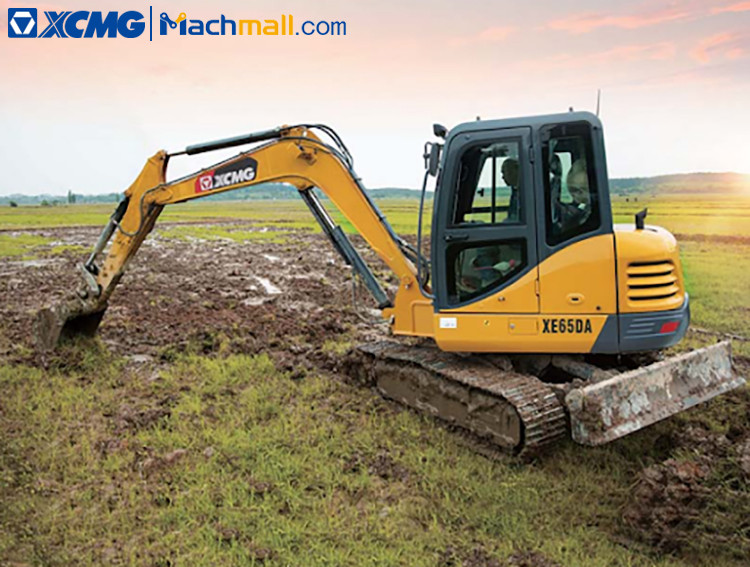 XCMG crawler excavator XE65DA 6.5 ton excavator price