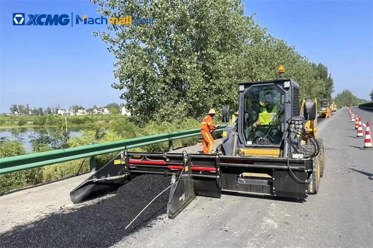 XCMG Skid Steer Loader for Asphalt Concrete Road Paving and Milling