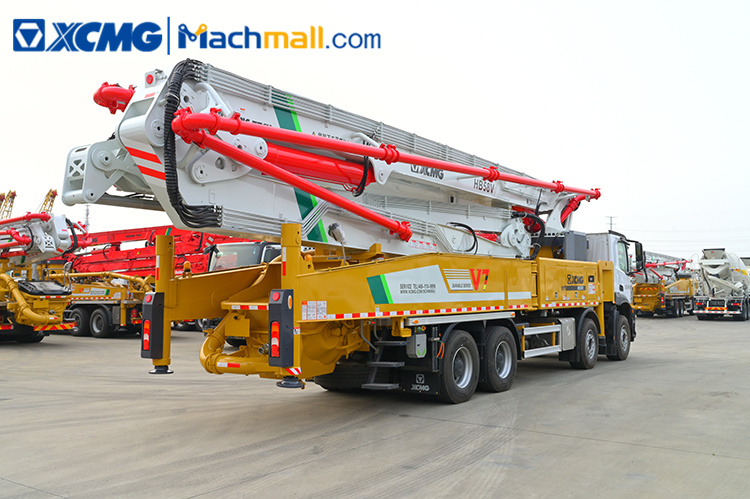 XCMG cement concrete pumps truck with Benz chassis HB67V price