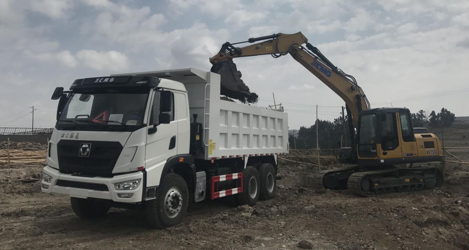 XCMG XGA3250D2WC Chinese 40 ton new mining dump truck for sale