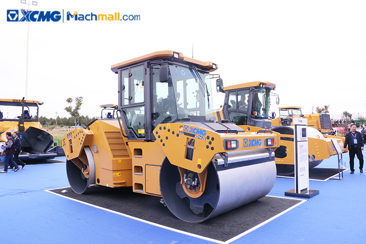 XCMG 14 ton double drum road roller XD143S price