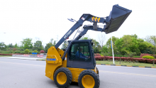 XCMG XC750K 1 ton Mini Wheel SkidSteer Loader for Sale
