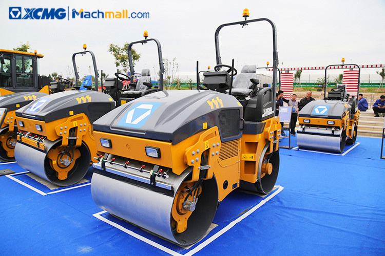 XCMG official 4 ton small road roller XMR403 for sale