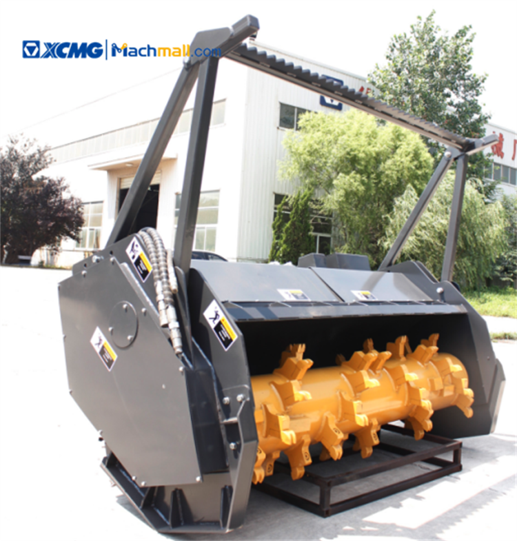 XCMG 1ton Mini Skid Loader with Mulcher Attachment for sale