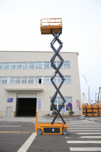 Hot Selling XCMG Factory 12m Hydraulic Scissor Lift XG1212HD With Spare Parts