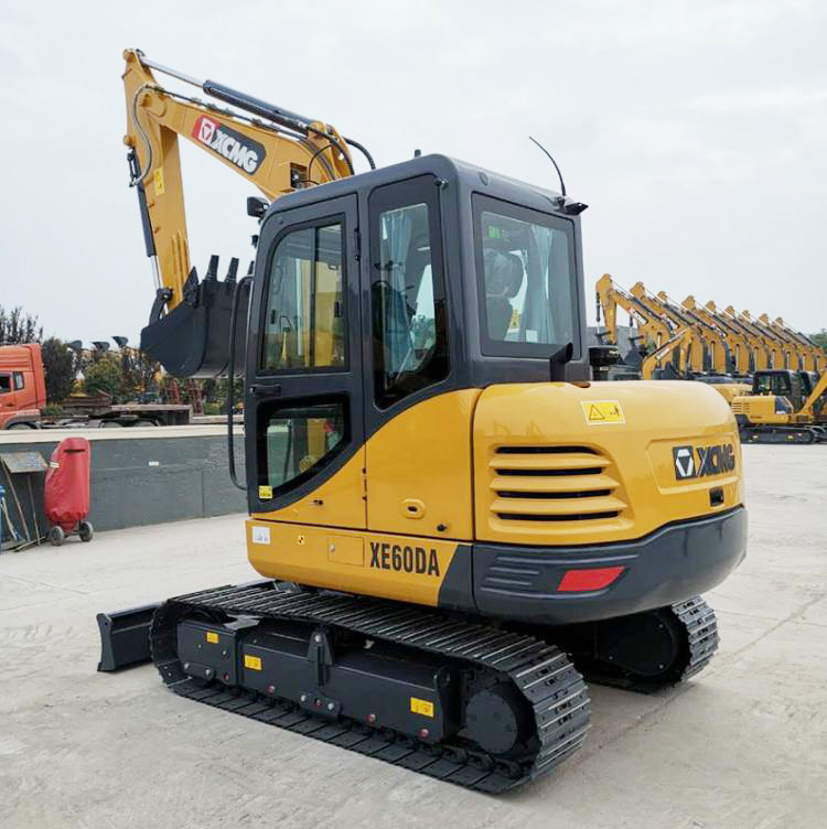 XCMG Official 6 ton small crawler excavator XE60DA price