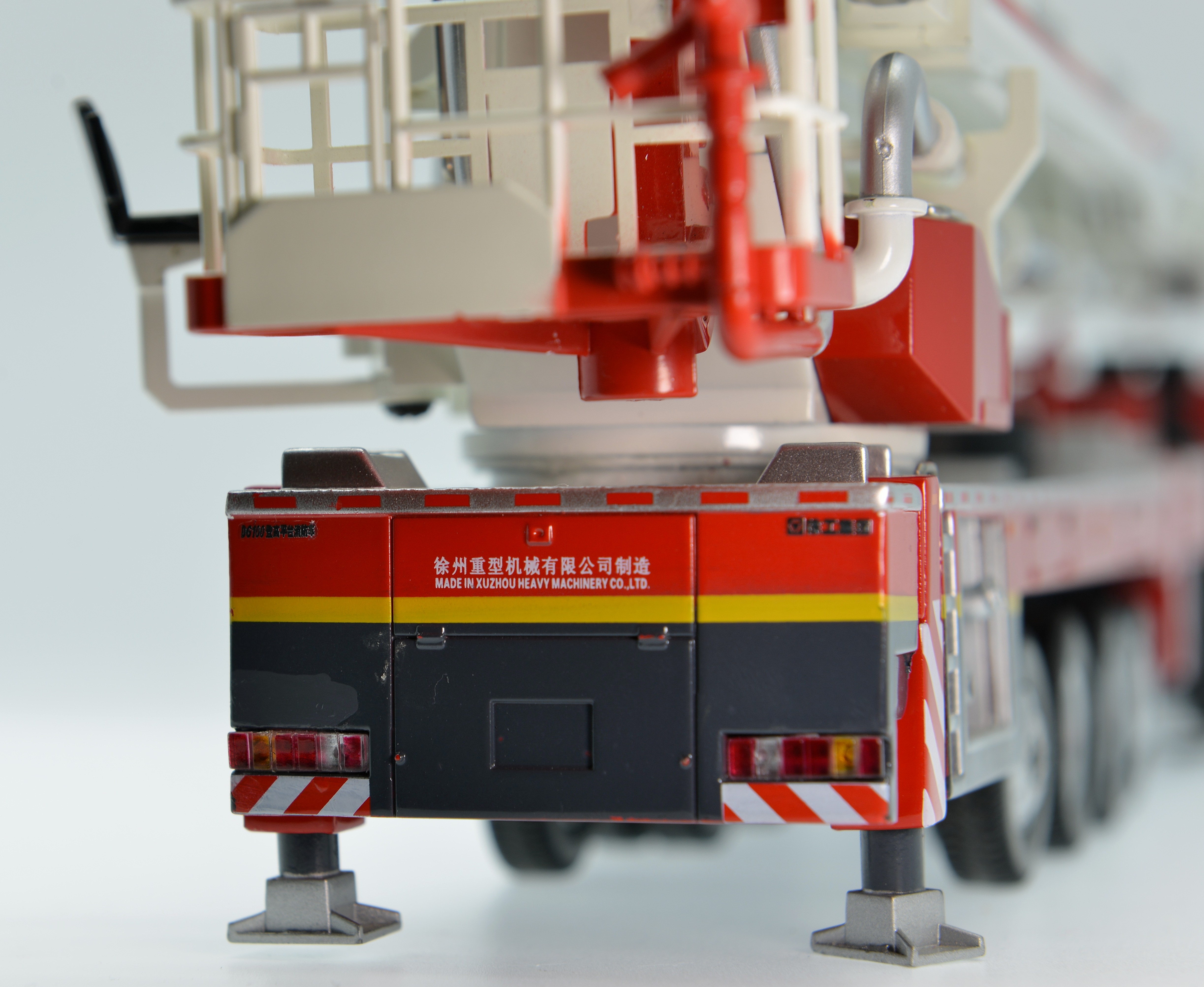 XCMG Fire Truck DG100 Model (1:50)