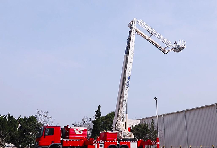 XCMG 34m small fire truck DG34M2 China multifunction aerial platform fire truck for sale