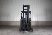 XCMG Electric Forklift Stacker 2 Ton Self Loader Stacker With 3 Stage 6m Mast FBRS18-AZ1 For Sale