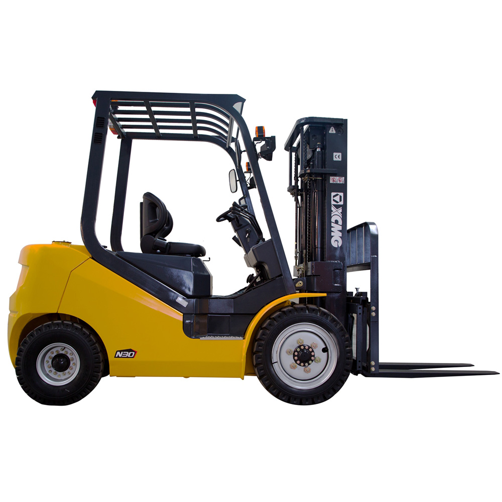 Chinese XCMG 3.5T Diesel Forklift FD35T Diesel Engine with CLAMPS for sale