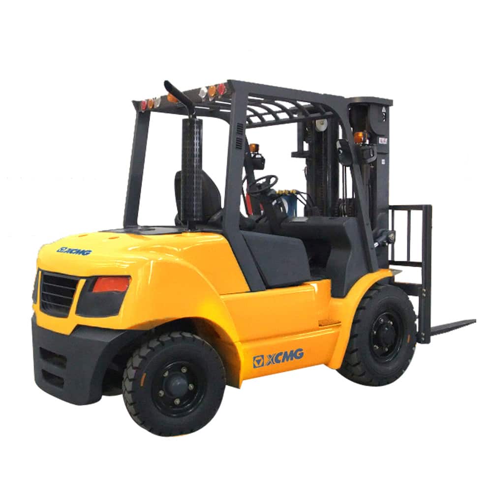 XCMG 4T Diesel Forklift FD40T DEUTZ Diesel Engine with Clamps for sale