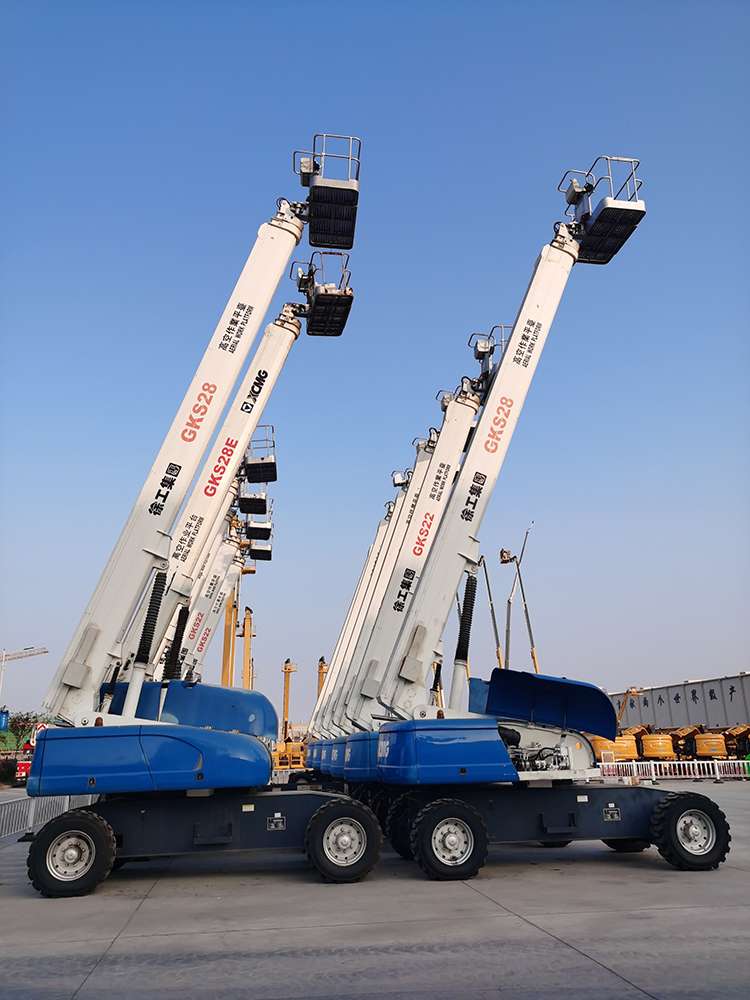 XCMG cheap telescopic boom lift GKS22 China 22m stock discount boom lift table equipment on sale