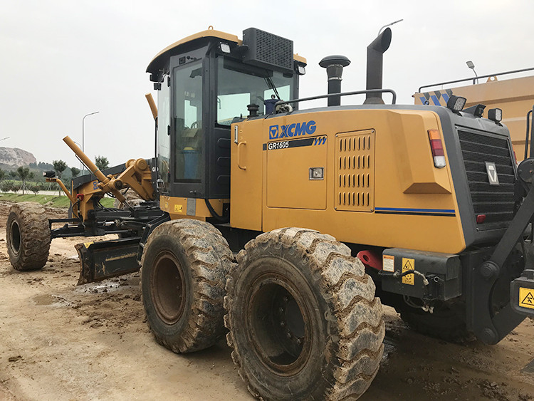 XCMG Motor Grader 160 HP Construction Machine GR1605 With Hydraulic Pump Price