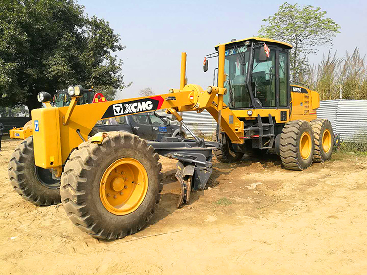 XCMG Official Machine Grader GR165 Small Motor Grader