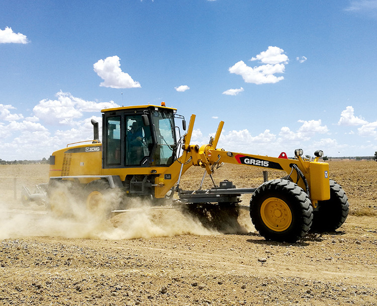 XCMG 215hp Grader Motor GR215 China Motor Grader Road Construction With Cummins Engine Price