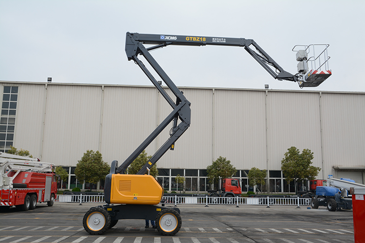 XCMG official 18m mobile hydraulic articulated boom lift GTBZ18A1 aerial work platform for sale