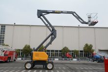XCMG official 18m mobile hydraulic articulated boom lift GTBZ18A1 aerial work platform for sale