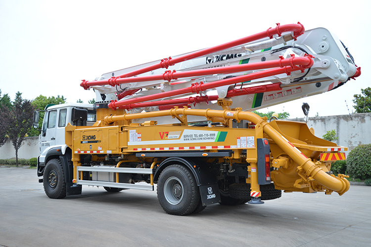 XCMG Schwing concrete pump truck HB37V China new 37m concrete truck with Sitrak chassis price