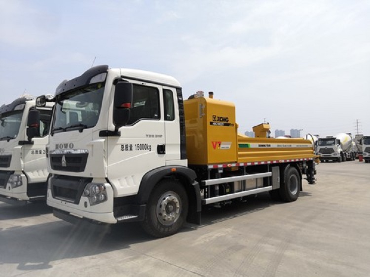 XCMG Official High Quality Concrete Machinery HBC12028V truck mounted line pump concrete good price