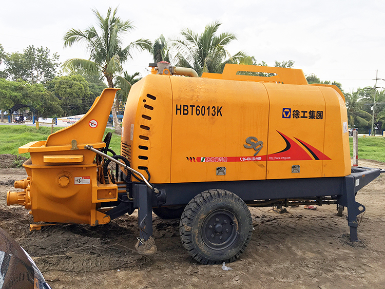 XCMG Official HBT6013k 118kw concrete trailer pump lightweight concrete pump mobile concrete pump equipment for sale