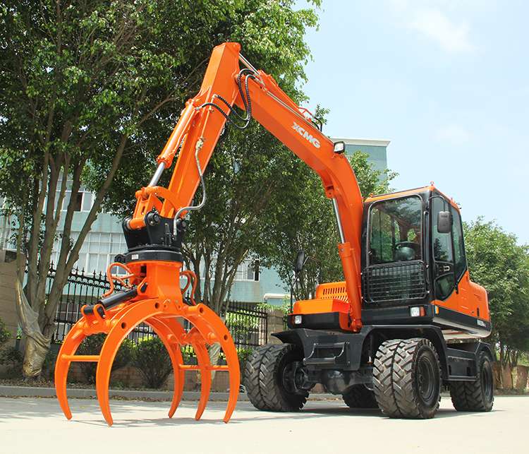 XCMG 9 ton wheel excavator HNE90W with spreader price