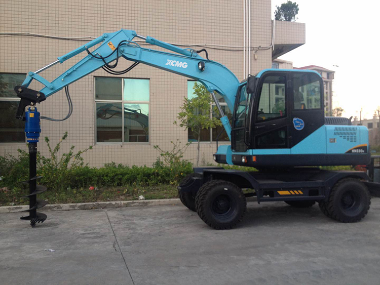 XCMG 9 ton wheel excavator HNE90W with spreader price