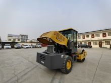 XCMG Official Used Factory 6 Ton Vibratory Small Roller XS600J Single Drum Road Roller Price