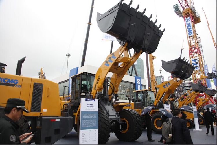 XCMG Official 11 Ton Mining Wheel Loader LW1100KV China Big Mine Loader for Sale