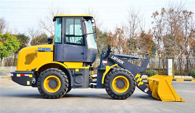 XCMG Official 2 ton mini loaders LW180K china mini wheel loader for sale