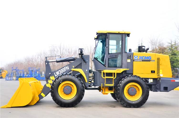 Chinese XCMG LW300FN 3ton small wheel loader with attachment price list