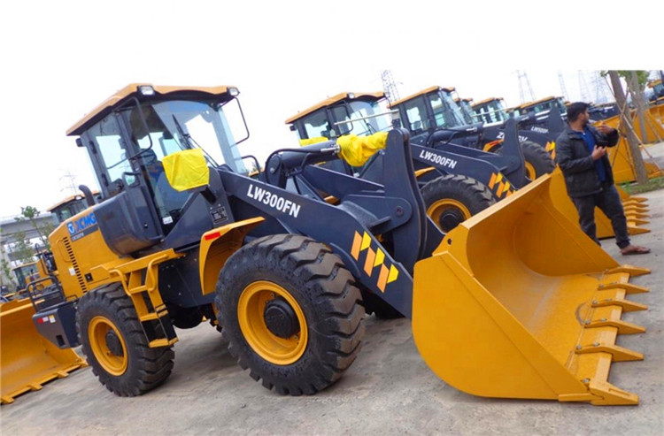 Chinese XCMG LW300FN 3ton small wheel loader with attachment price list