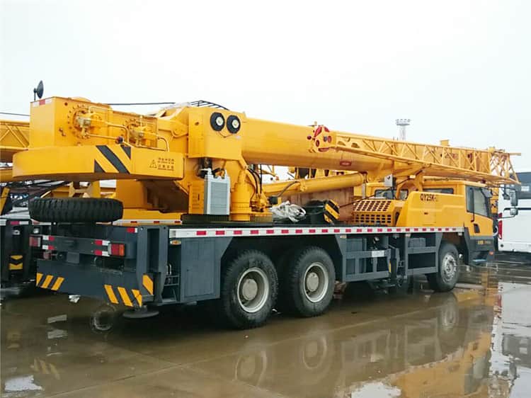 XCMG Manufacturer Construction Crane QY30K5C 30 Ton Mobile Lifting Truck Cranes for Sales