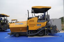 XCMG 6m road block paver machine RP603L price