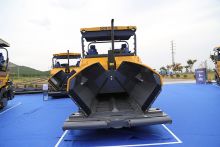 XCMG 9m road paver RP903 laying machine asphalt pavers