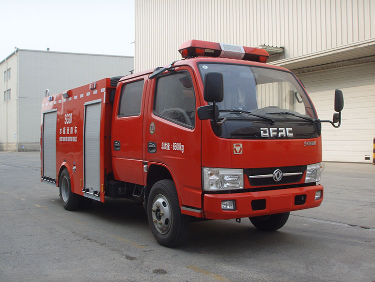 XCMG Official 2ton 4x2 water tank fire truck SG20 china mini water tank fire fighting truck for sale