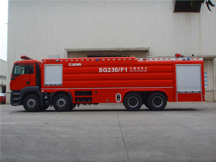 XCMG 8x4 23ton water tank fire truck SG230F1 China new mobile heavy duty fire fighting truck price