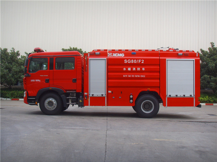 XCMG 8 ton 4x2 fire truck SG80F2 China water tank rescue fire fighting truck with HOWO chassis price